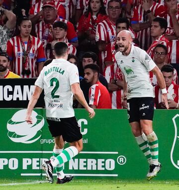 Ekain estuvo incisivo y con ganas ante el Sporting. El delantero estrenó su cuenta goleadora de la temporada, anotando el tanto decisivo del Racing en los minutos finales. Antes, disparó a portería en la ocasión que acabó en el primer tanto del encuentro; y además, tuvo cinco oportunidades más.