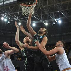 El Bilbao Basket deja casi sellado el pase al Top-16