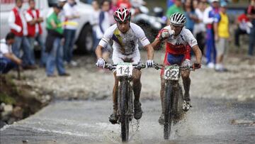 El ciclista de Ciénaga, Magdalena se llevó la medalla de bronce en el Mundial de Ciclomontañismo Maratón, además de tener en su palmarés múltiples victorias en la UCI MTB Marathon Series.
El colombiano entrará en competencia el domingo 28 de julio en el Morro Solar – Chorrillos.