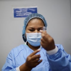 Por qué la segunda dosis de Pfizer da más fiebre o malestar que la primera