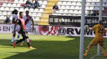 Antonio Amaya marca el 1-0 de cabeza. 