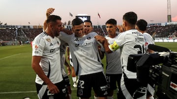 Futbol, Colo Colo vs Union La Calera
Fecha 28, Liga de primera 2025.
El jugador de Colo Colo Lucas Cepeda , celebra tras marcar un gol contra Union La Calera durante un partido de la liga de primera disputado en el estadio Monumental de Santiago, Chile.
23/11/2025
Diego Martin/Photosport
Football, Colo Colo vs Union La Calera
28th turn, 2025 First division league.
Colo Colo’s player Lucas Cepeda , celebrates after scoring against Union La Calera during a first division league match at the Monumental stadium in Santiago, Chile.
23/11/2025
Diego Martin/Photosport
