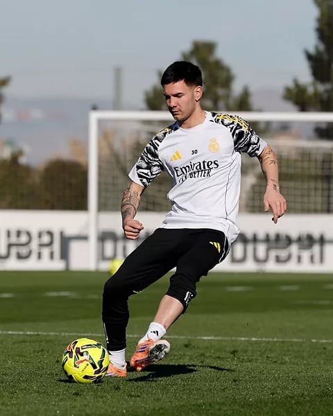 ريال مدريد يستعد لمواجهة جيرونا مع احتمالية عودة ماستانتوونو، ميليتاو وروديجير