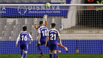 Edgar desaprovecha el regalo del VAR y deja vivo al Albacete