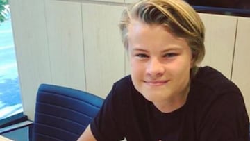 Andri Gudjohnsen, el día que firmó por el Real Madrid.