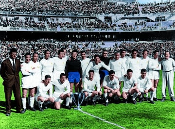 La temporada 1956-57 fue una de las más exitosas de la historia del Real Madrid. Y es que en aquella campaña, Villalonga logró la mezcla perfecta: su equipo funcionó como una máquina: los jugadores ya se conocían a la perfección y los que llegaban sólo lo hacían para mejorar lo que ya se tenía. De esa manera, los éxitos siguieron llegando: si en su primera campaña (llegó a finales de diciembre de 1953) ganó la Liga, en la campaña 1955-56 conquistó la primera Copa de Europa. Como recompensa, Bernabéu renovó el contrato a todos los componentes de la plantilla. Pero el presidente quería más. Inconformista, anhelaba que la espléndida dinámica en la que estaba el equipo blanco no se podía detener. Para ello fichó a Raymond Kopa, otro de los grandes delanteros del firmamento futbolístico de por aquel entonces. Y como no podía ser menos, los blancos volvieron a ganar la Liga, a defender el título de la Copa de Europa y a retener la Copa Latina. El conjunto blanco, cuya plantilla no tenía parangón en el mundo, conquistó su quinta Liga, su segunda Copa de Europa y su segunda Copa Latina. Fue un triplete que no hacía sino demostrar la hegemonía del Madrid. La capacidad ganadora de aquel equipo parecía no tener límites. Como ejemplo de esa superioridad está el caso de Rial que, víctima de una larga lesión (jugó los dos primeros partidos de Liga y sólo volvió para jugar los tres últimos encuentros del Campeonato) fue solventada por Joseíto y Mateos con notable calidad. Atienza II se acopló a la defensa, mientras que el recién llegado Kopa se tuvo que tirar al extremo derecho para hacerse con un hueco en el ataque.

Pero en la Liga apenas tuvo rival, el Barcelona, pero en cuanto los blancos notaron su aliento (en la jornada 24 se pusieron a sólo dos puntos de los madridistas tras una racha de cinco victorias en seis encuentros), aceleraron para dejar sellada su victoria liguera. Los de Villalonga fueron de menos a más a lo largo de la competición. Al igual que en la edición de 1954-55, volvieron a ganar 20 de los 30 partidos, pero en esta ocasión perdieron seis encuentros (por cuatro en la de 1954-55), y empataron otros cuatro. El partido clave se jugaba en Zaragoza: si el Madrid ganaba se llevaría el título. Pero los maños no se lo iban a poner fácil. Wilson, un delantero gallego que había salido del Madrid ese mismo verano, adelantó a los zaragocistas a los 10 minutos. Pero fue Mateos, Fifirichi, el amigo y el socio perfecto de Di Stéfano quien, con dos tantos, daría el triunfo a los blancos. La quinta Liga estaba en el bote.
