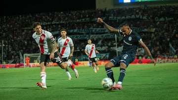 Sebastián Villa decide evadir el tema del supuesto interés de Boca Juniors.