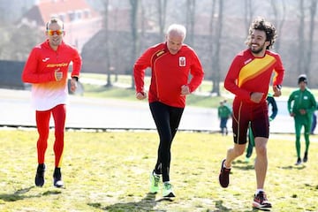 La Selección Española: Absoluto masculino: Fernando Carro, Hamid Ben Daoud, Ayad Lamdasem, Ouassim Ourmaiz y Juan A. Pérez. Absoluto femenino: Azucena Díaz, Blanca Fernández, Gema Martín, Trihas Gebre e Irene Sánchez-Escribano. Relevo Mixto: Esther Guerrero, Cristina Espejo, Víctor Ruiz y Artur Bossy.