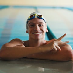 Marchand sigue otra estela de Phelps: los bañadores