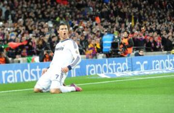 Desde su llegada al Real Madrid en el 2009 anotó en 18 ocasiones, empatado a goles con el mítico Alfredo Di Stéfano.