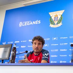 Idiakez: “Ni los árbitros saben bien los criterios, no les ayudan”