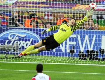 Edwin Van Der Sar estuvo cerca de Dany Verlinden. Logró estar 1.311 minutos imbatible en el Manchester United durante la temporada de 2009.