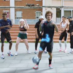 LaLiga se pasa al 'trap' para presentar el nuevo balón... ¡Griezmann lo protagoniza!