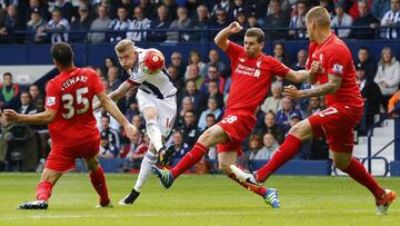 El Liverpool se reserva para el Sevilla y empata con suplentes