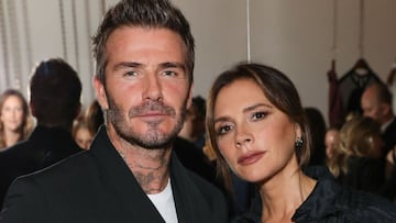 David y Victoria Beckham asisten a la celebración de Victoria Beckham y Sotheby's de Andy Warhol con Don Julio 1942 en su tienda de Dover Street, el 30 de septiembre de 2019 en Londres, Inglaterra.