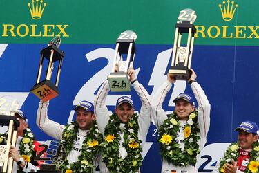 Volvió a Force India, donde se mantuvo competitivo, logrando múltiples top 6 con un Force India que con el apoyo de la infraestructura de Mercedes conseguía mantenerse competitivo durante toda la segunda etapa de Nico con el equipo, en la que siempre rondaron entre la 4ª y la 6ª posición del mundial de constructores. Aparte,  en las 24 horas de Le Mans de 2015, logró una victoria histórica con Porsche en su debut, algo que muy pocos pilotos de F1 han conseguido. Sin embargo, en la F1 los podios seguían esquivos.