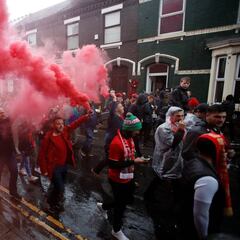 Dos hinchas italianos, acusados por la agresión en Liverpool