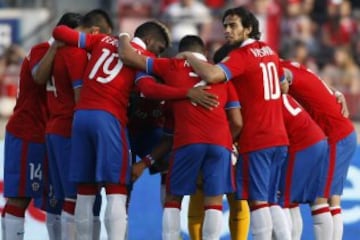 El primer amistoso de Chile post Copa América fue ante Paraguay. La Roja ganó ese duelo por 3-2 con dos tantos de Felipe Gutiérrez y uno de Alexis Sánchez. 