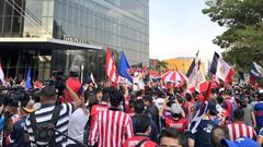 Un minuto de aplausos en el Estadio Chivas por Manchester