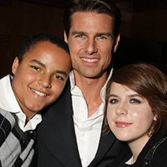 La hija de Tom Cruise sube de rango en la Cienciología y agradece al actor