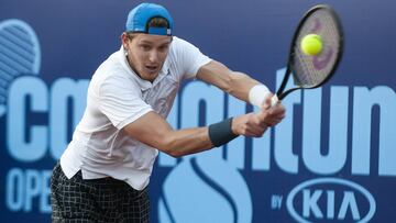 Nicolás Jarry salvó la jornada para los chilenos en Santiago