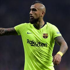 Vidal vuelve a ser titular en Champions League tras 239 días