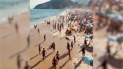 El futbol y una tarde cualquiera en una playa de Brasil