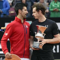Djokovic wary of Murray challenge at Roland Garros