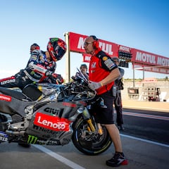 Bagnaia saca la cabeza