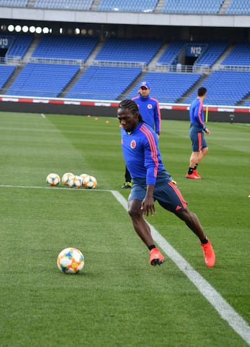 La Selección Colombia realizó el reconocimiento del Nissan Stadium, escenario en el que enfrentará a Japón este viernes a partir de las 5:20 a.m. (hora colombiana).