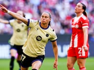 Munich (Germany), 25/04/2026.- Ewa Pajor of Barcelona celebrates after scoring the 0-1 goal during the UEFA Women's Champions League semi-finals 1st leg match FC Bayern Munich vs FC Barcelona in Munich, Germany, 25 April 2026. (Liga de Campeones, Alemania) EFE/EPA/ANNA SZILAGYI