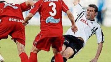 <b>SIN VICTORIAS VISITANTES</b> Las tres veces que se han enfrentado el Águilas y el Cartagena en El Rubial en Segunda B han acabado con victoria local. Por tanto, el Cartagena intentará esta tarde acabar con el maleficio de sus visitas a tierras aguileñas.