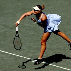 Badosa alcanza contra Fernandez su victoria 100