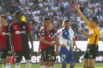 El cafetalero debutó en Liga contra las Chivas de Guadalajara, se llevaron una goleada en la que fue participe. De torneo irregular, al final se hizo expulsar en el último partido contra el Pachuca.