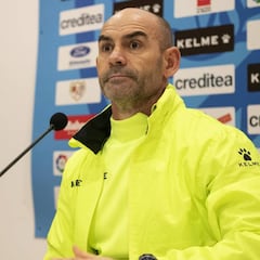 Paco: "La marcha de Embarba ha sido una hostia con la mano abierta y sin verla venir"