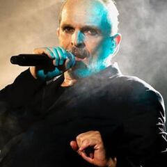 Miguel Bosé muestra a sus hijos tras sufrir una extorsión