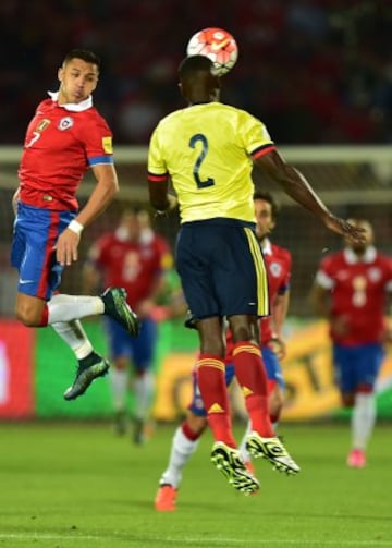 Chile y Colombia dieron buen fútbol en el Nacional de Santiago