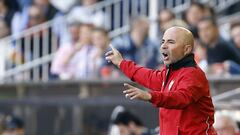 Sampaoli, durante el encuentro en Mestalla.