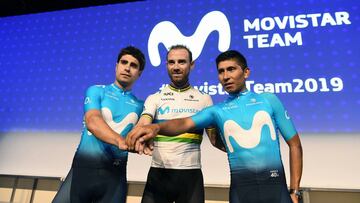 Alejandro Valverde, Nairo Quintana y Mikel Landa, durante la presentaci&oacute;n del equipo Movistar de ciclismo.