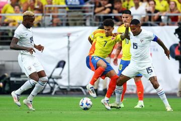 La Selección Colombia goleó 5-0 a Panamá y se aseguró en las semifinales de la Copa América 2024. Jhon Córdoba, James Rodríguez, Luis Díaz, Richard Ríos y Miguel Borja fueron los encargados de darle el triunfo al equipo nacional.