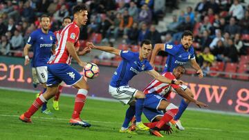 Partido entre Oviedo y Girona de la primera vuelta de la Liga 1,2,3. 