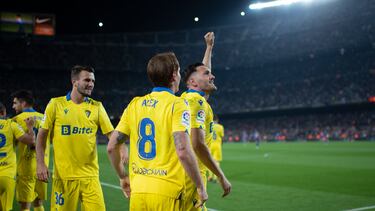 Ledesma y Lucas marcan el camino