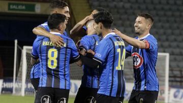 Huachipato fue mucho rival para Wanderers en Talcahuano