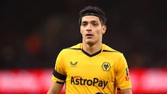 WOLVERHAMPTON, ENGLAND - DECEMBER 31: Raul Jimenez of Wolverhampton Wanderers looks on during the Premier League match between Wolverhampton Wanderers and Manchester United at Molineux on December 31, 2022 in Wolverhampton, England. (Photo by Jack Thomas - WWFC/Wolverhampton Wanderers FC via Getty Images)