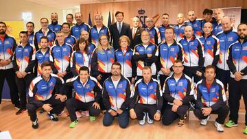 20/06/17 CSD JUEGOS MUNDIALES DE TRANSPLANTADOS
JOSE RAMON LETE CON LOS DEPORTISTAS
FOTO: CSD