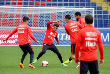 Alexis and Chile in training at the VEB Arena in Moscow today.