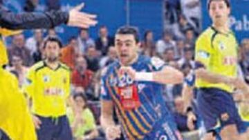 <b>DESTACADO. </b>Juancho Pérez hizo daño al Barcelona en el pivote.