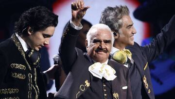 Vicente, Alejandro y Alex Fern&aacute;ndez en la vig&eacute;sima entrega de los Latin Grammy 2019, Las Vegas. Noviembre 14, 2019.