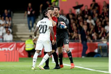 Rifirrafe entre David García y Vinicius.