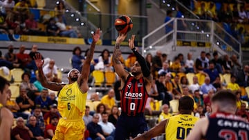 Markus Howard anotó 9 de triples de 12 intentos para 34 puntos.